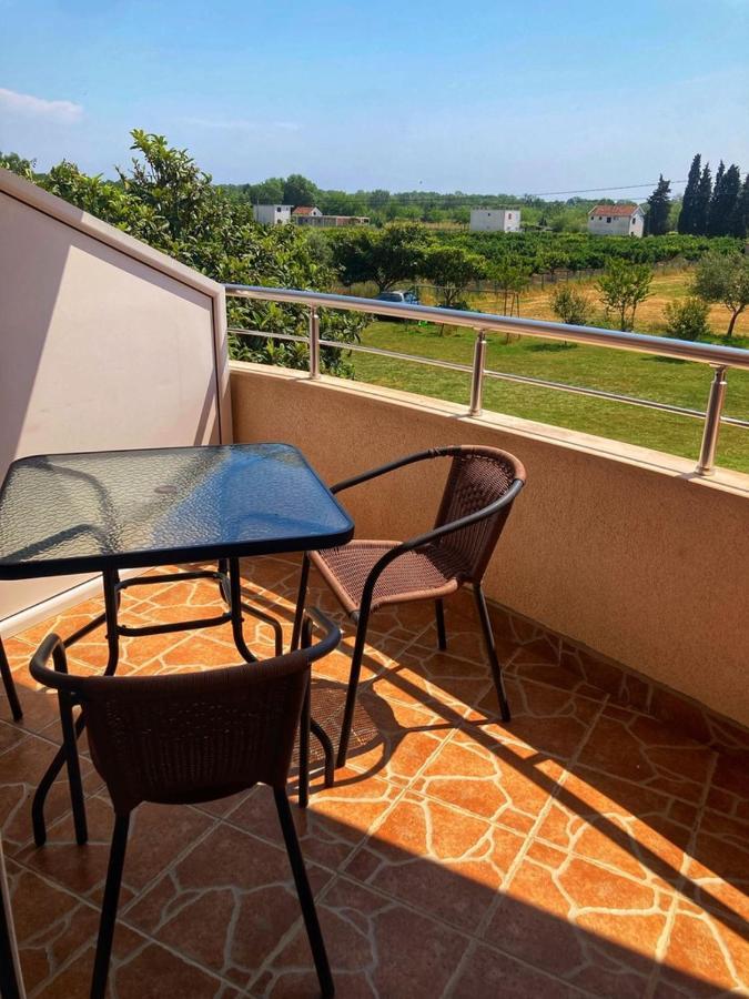 Delfini Holiday Homes Ulcinj Buitenkant foto