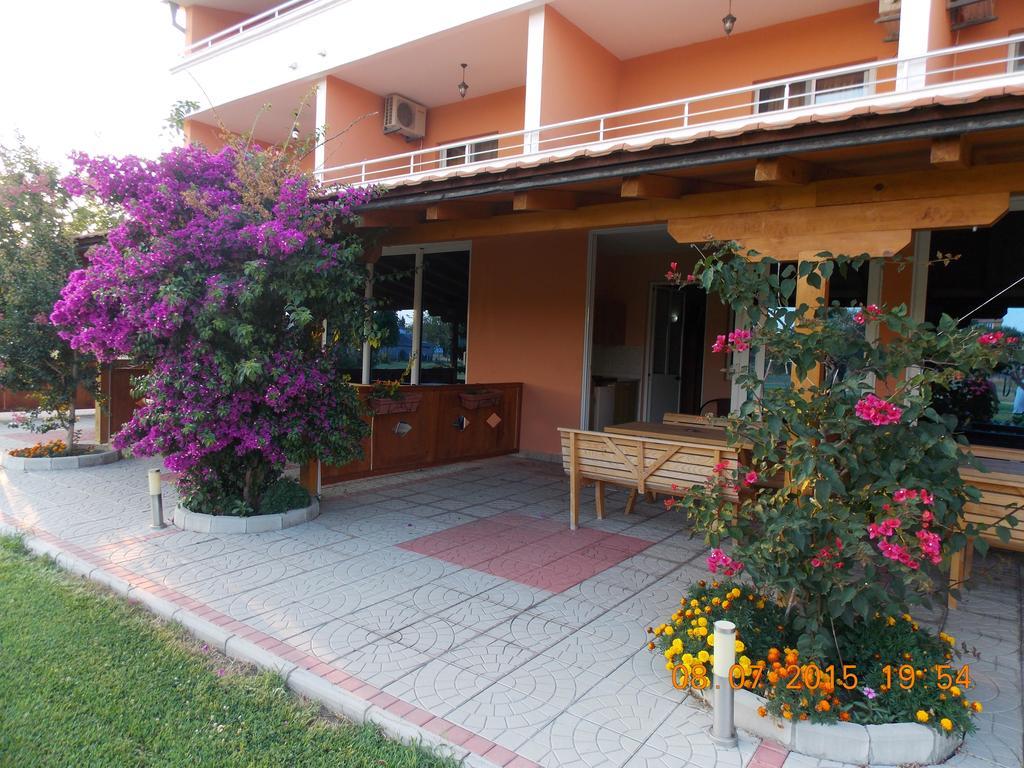 Delfini Holiday Homes Ulcinj Buitenkant foto