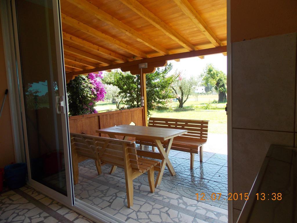 Delfini Holiday Homes Ulcinj Kamer foto
